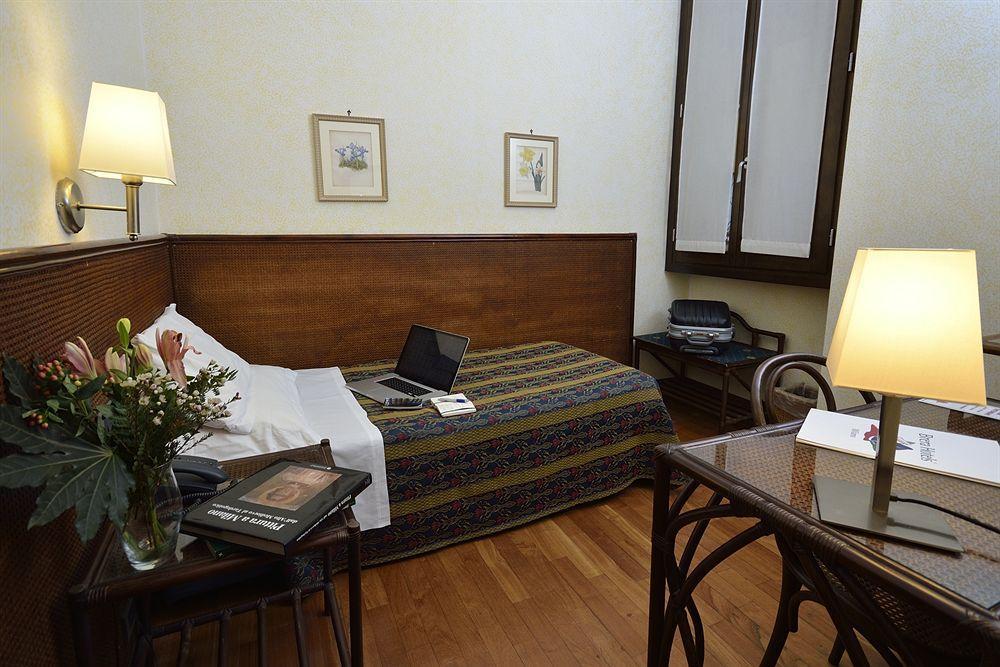 Ariosto Hotel Милан Экстерьер фото