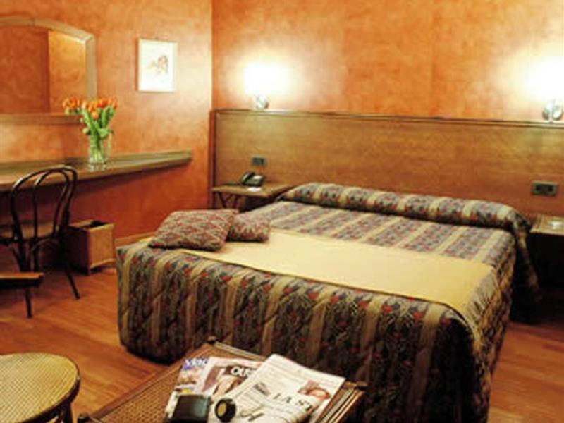 Ariosto Hotel Милан Экстерьер фото