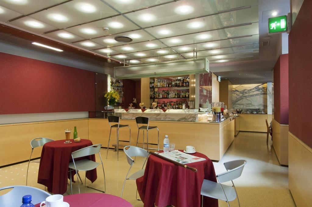 Ariosto Hotel Милан Экстерьер фото